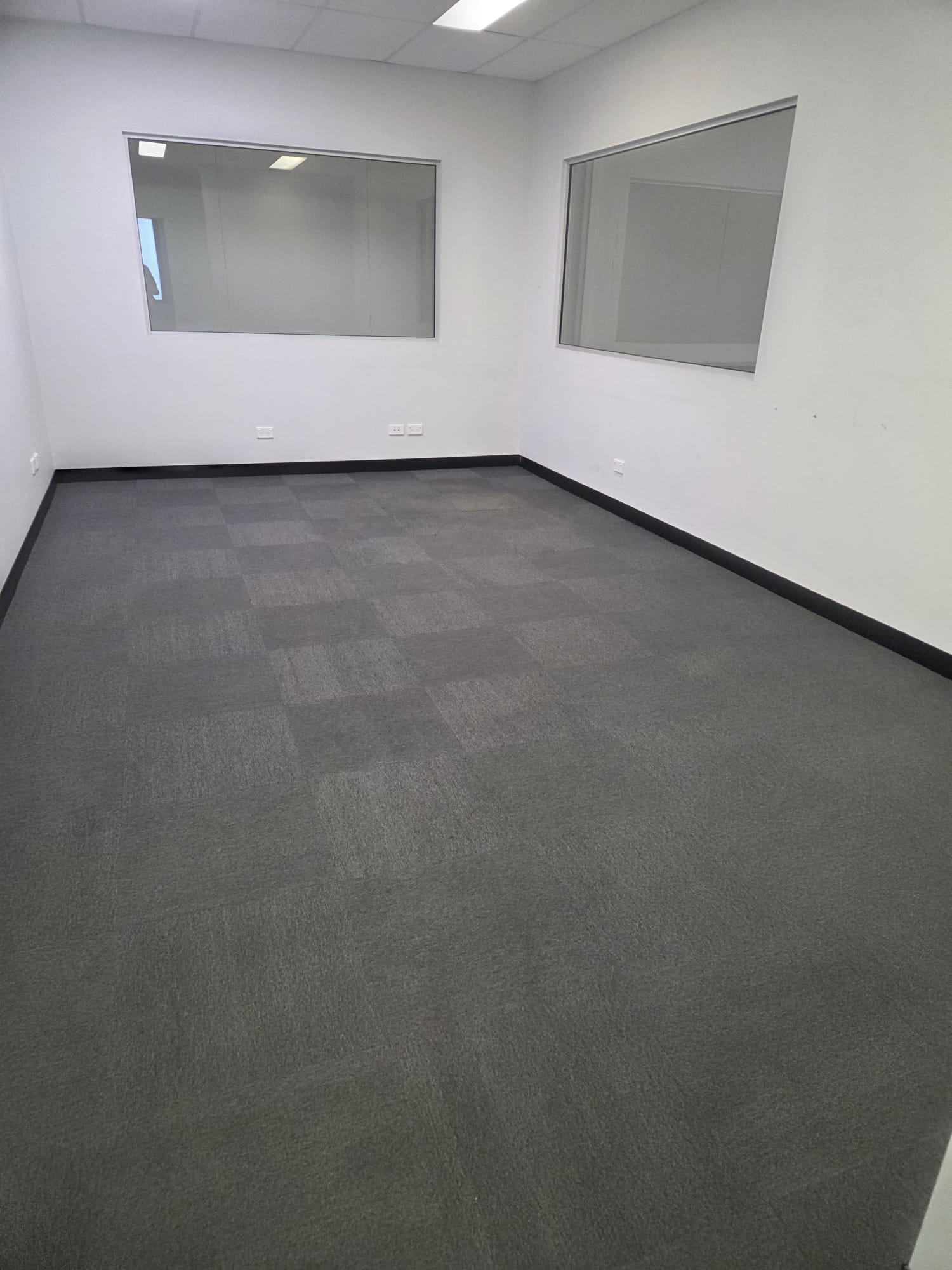 A practical cleaning checklist before a workplace shutdown